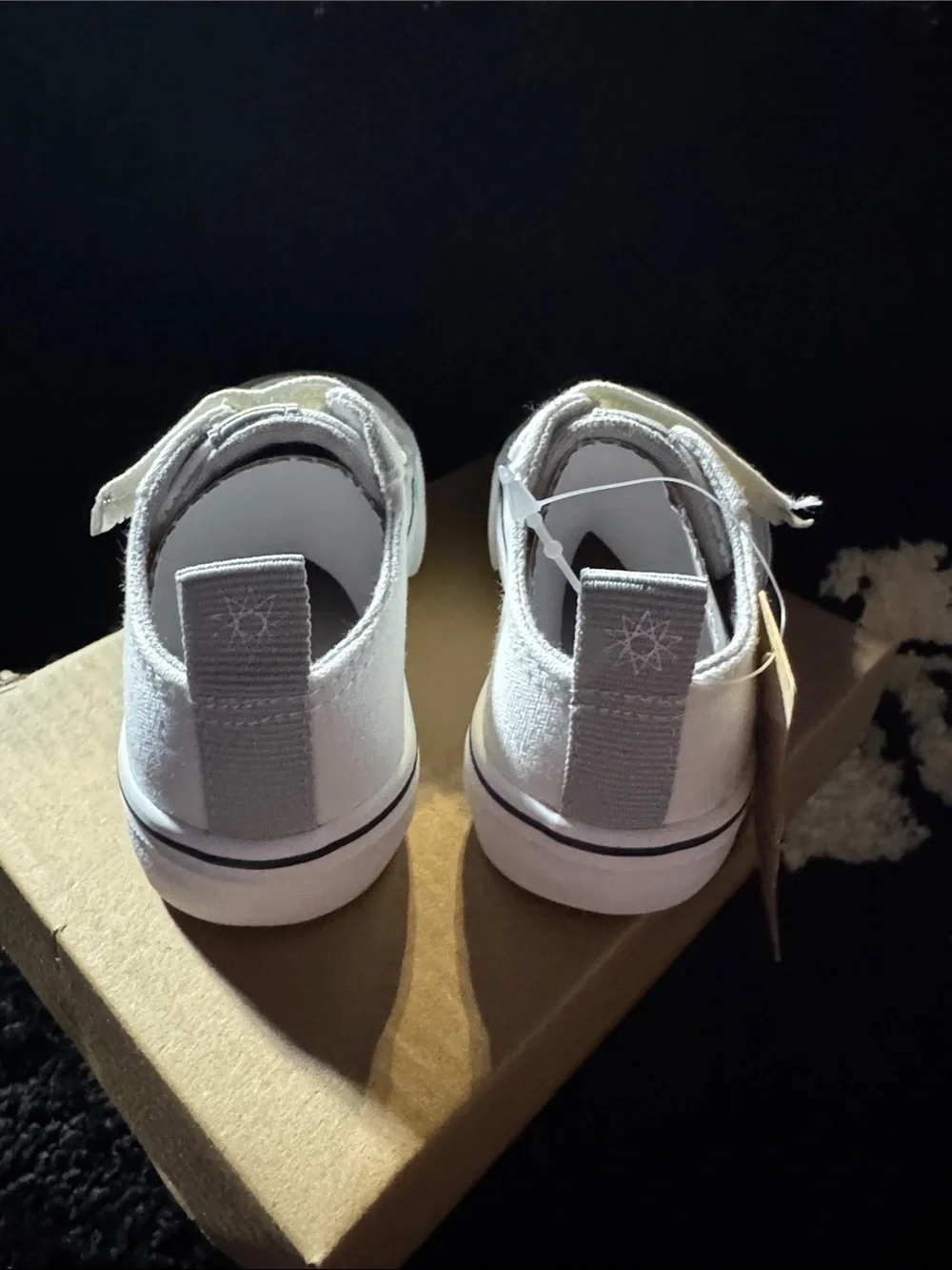 NWT size 4 Kids White Canvas Slip-On Sneakers